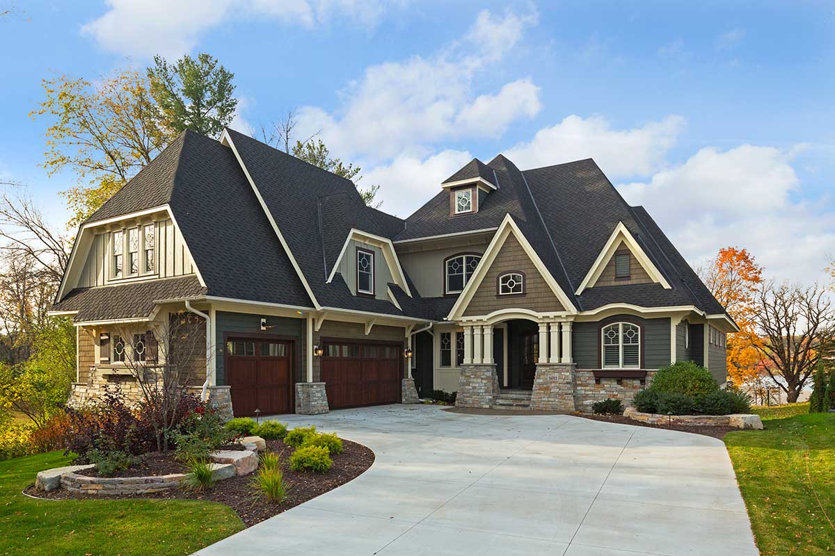 Exterior of home at 16511 Black Oaks Circle