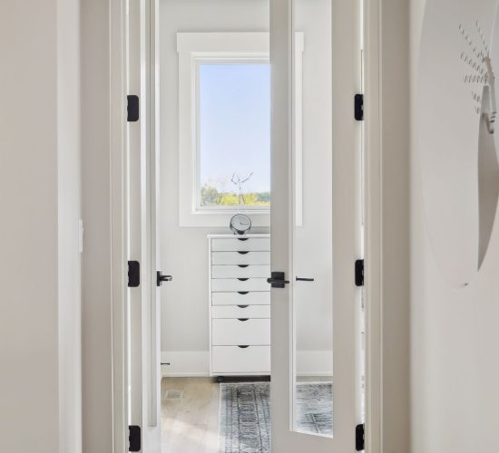 7035 Lucy Ridge Lane Photo 0011