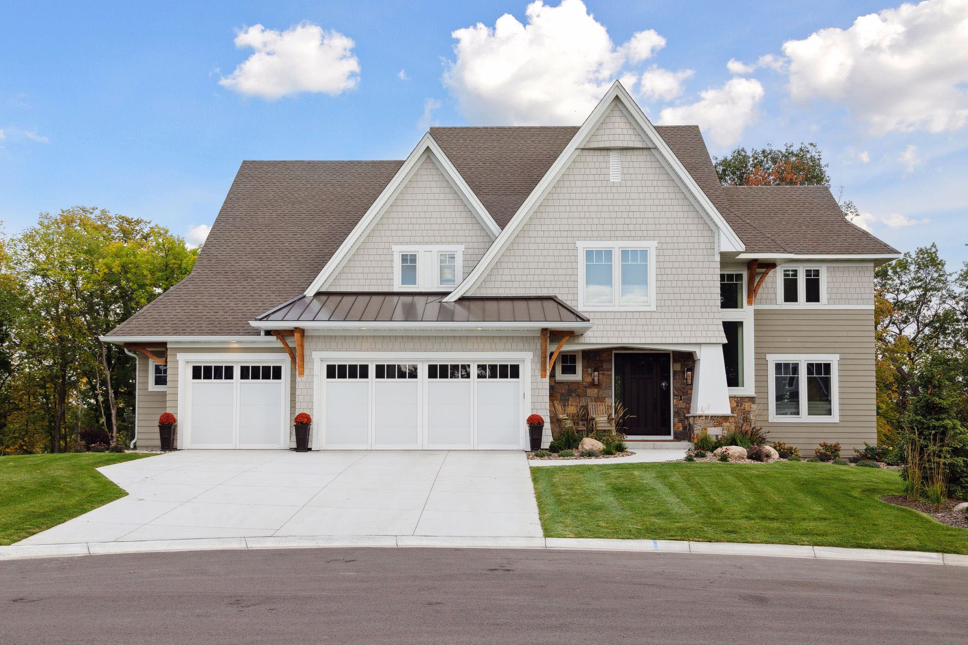 7035 Lucy Ridge Lane Photo 002